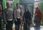Aksi-Mulia-Polisi-Bantu-Ibu-Anak-yang-Kehabisan-Tiket-Bus-Mudik
